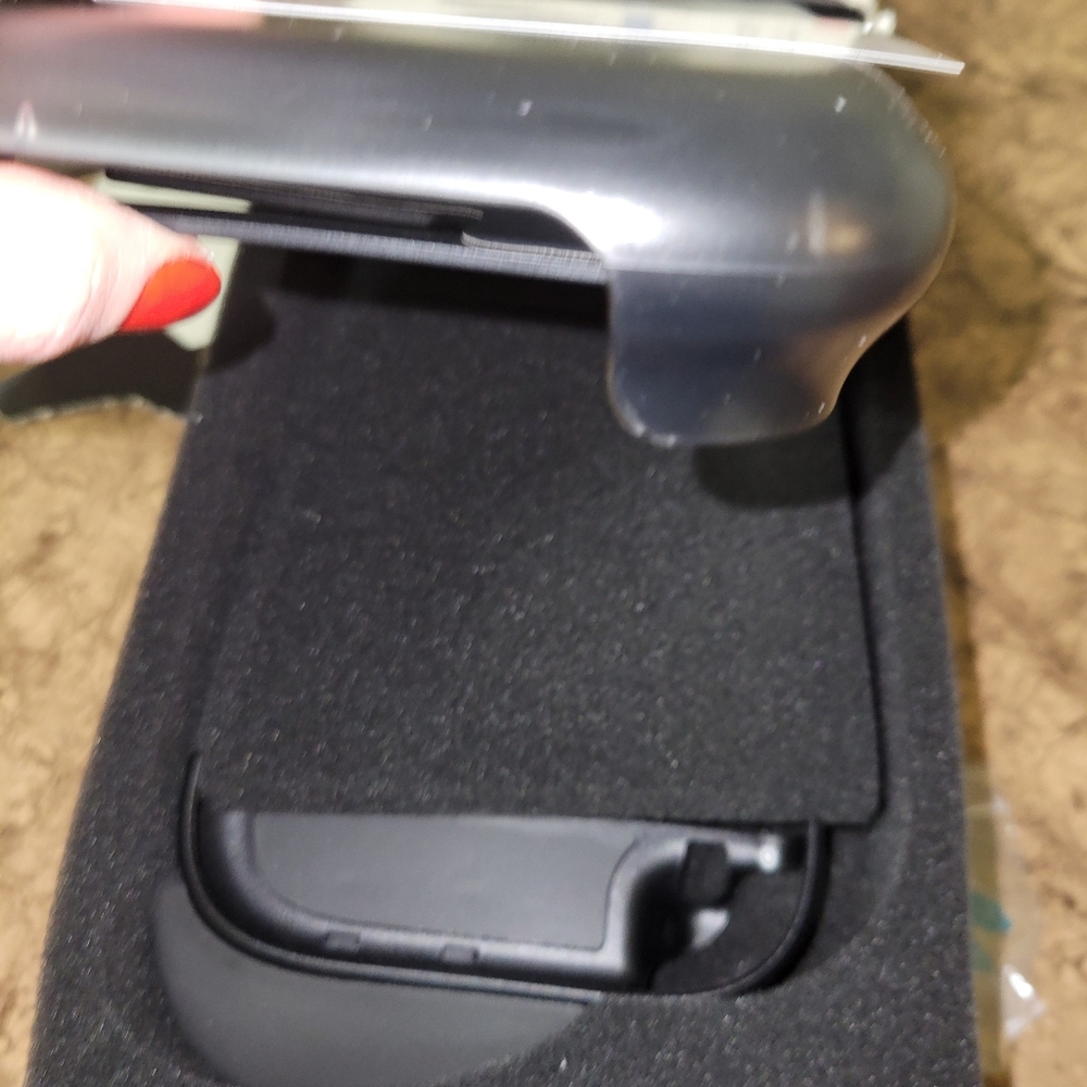 GENKI Attack Vector Swappable Grip Case For Nintendo Switch 2 - Picture 4 of 4